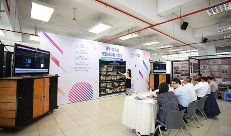 1 lớp học tại Thời Trang Shisha Việt Star LCFS